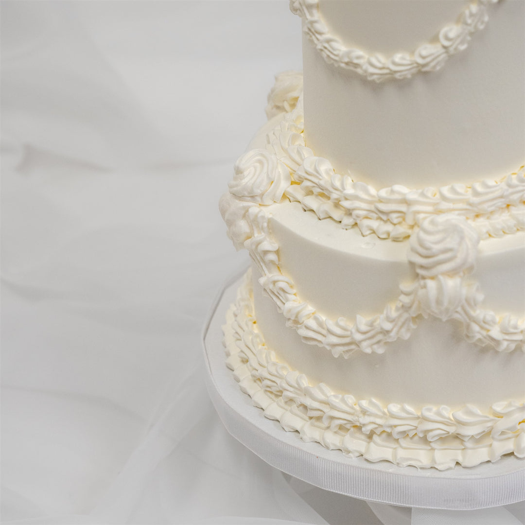 Petit Gateau - White Victorian