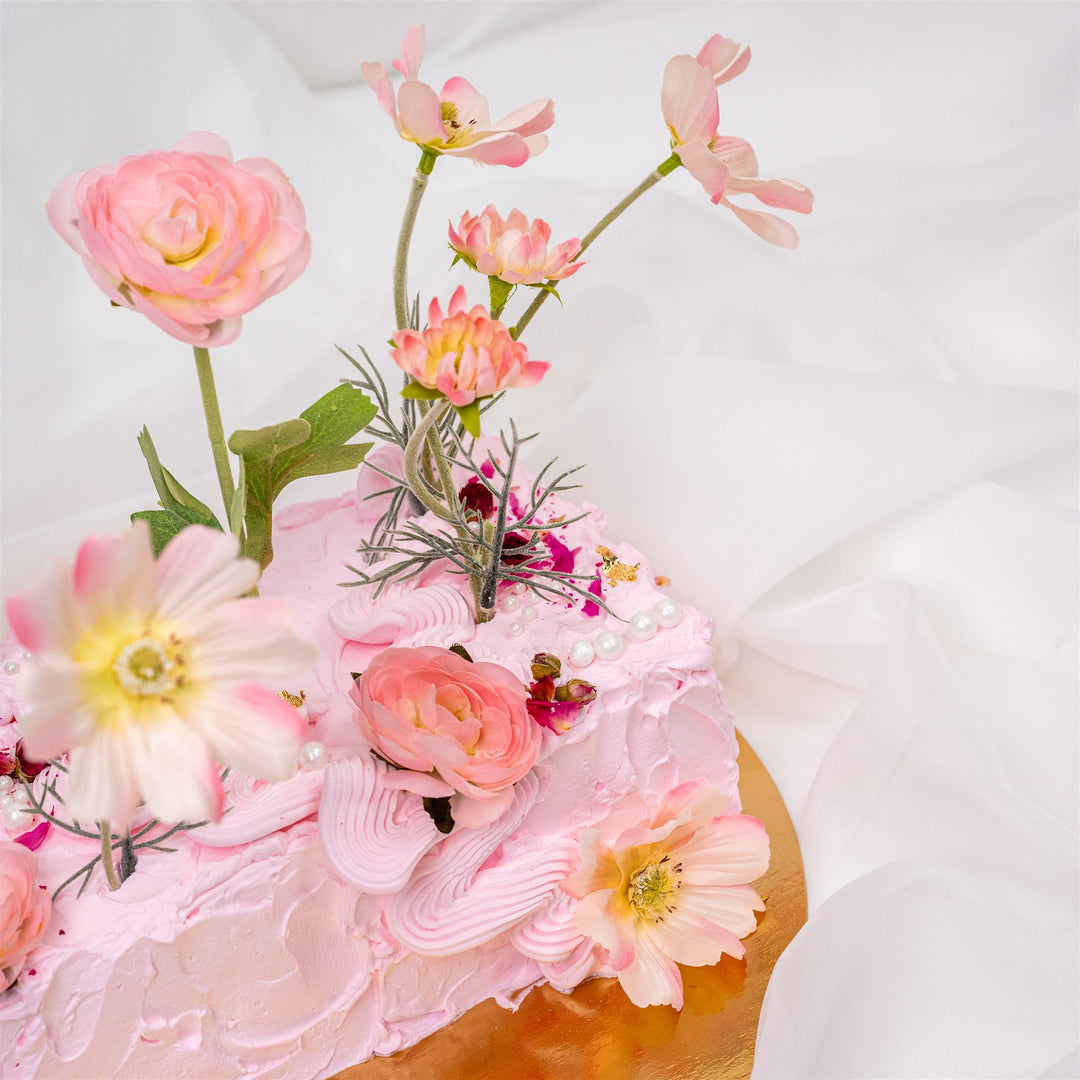 Le Jardin - Blushing Blooms