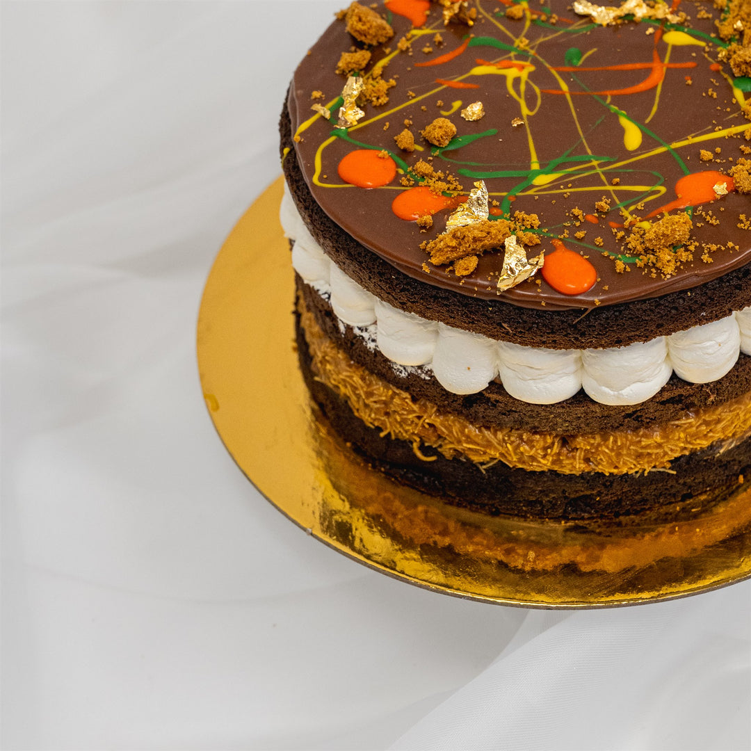 Dubai Chocolate Cake - Biscoff Kunafa