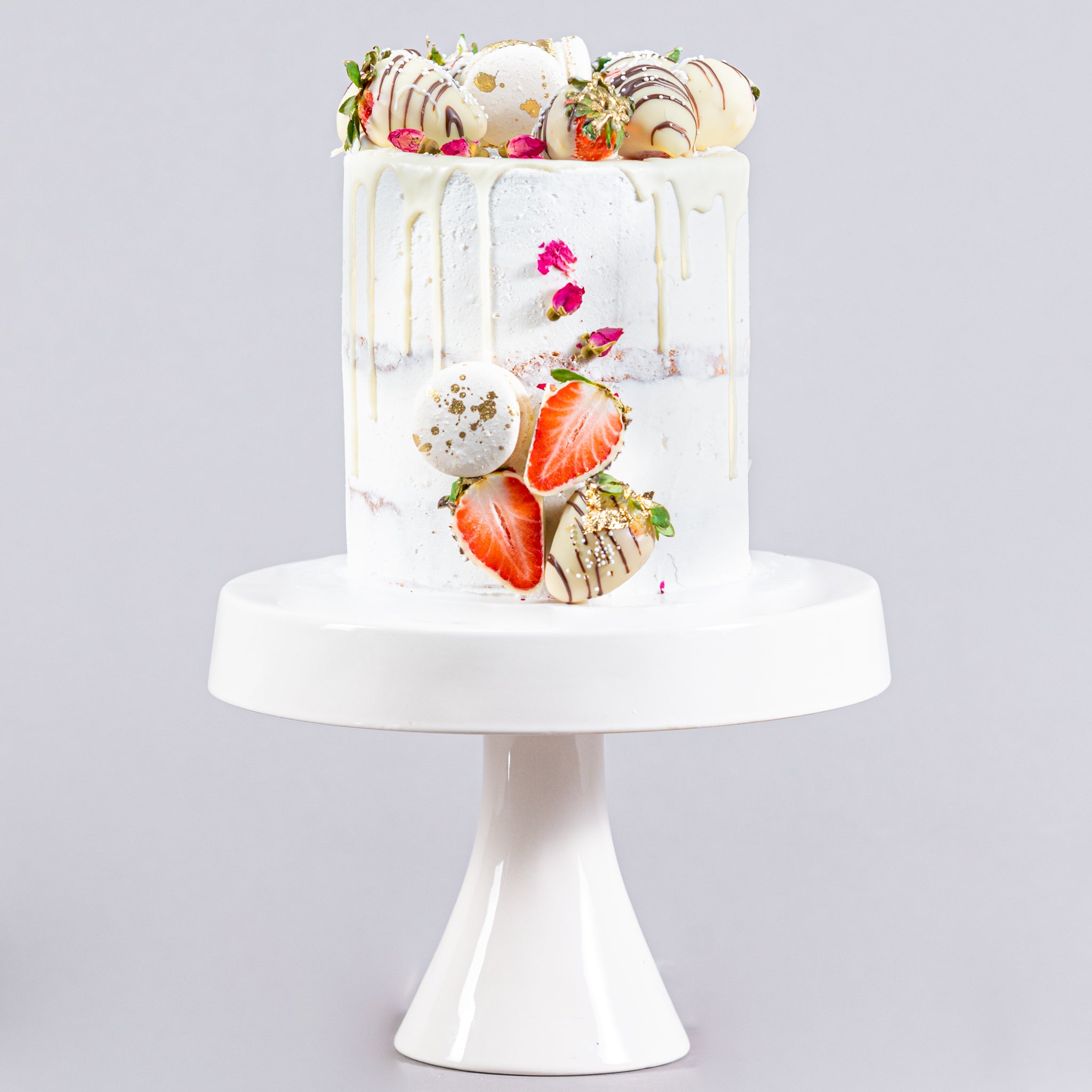 strawberry cake　0228 image_4cbff0d2-0df9-4f1a-8c9e-