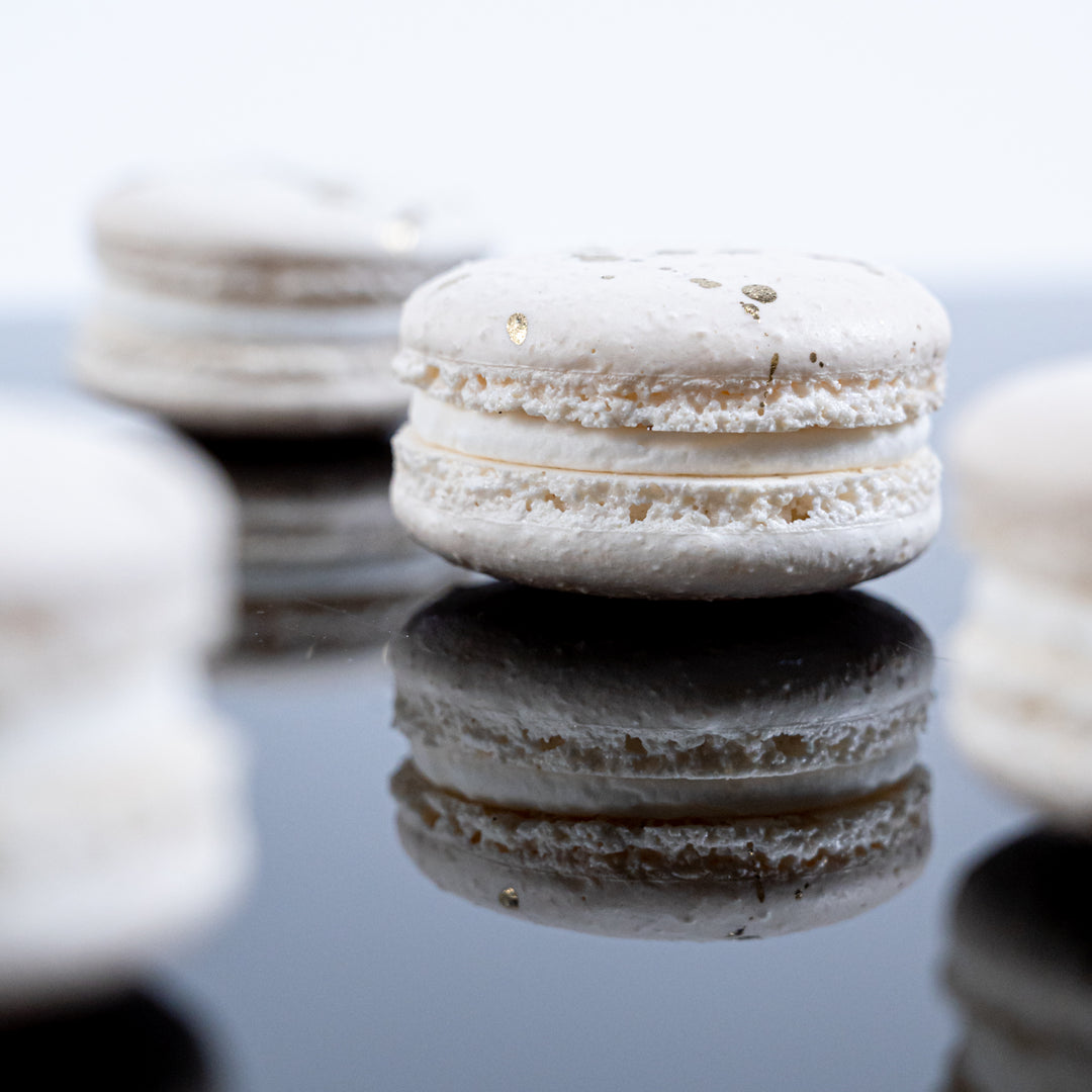 Vanilla Bean Macarons